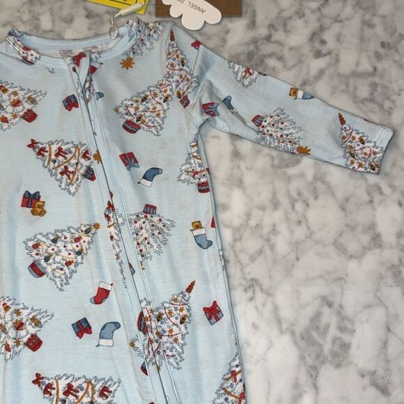 NWT Angel Dear Holiday Festive Print Kids Footie - Picture 4 of 8